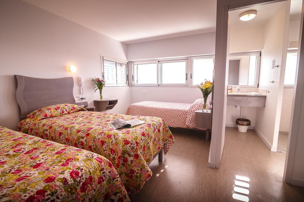 Hotel De La Plage Gruissan Esterno foto